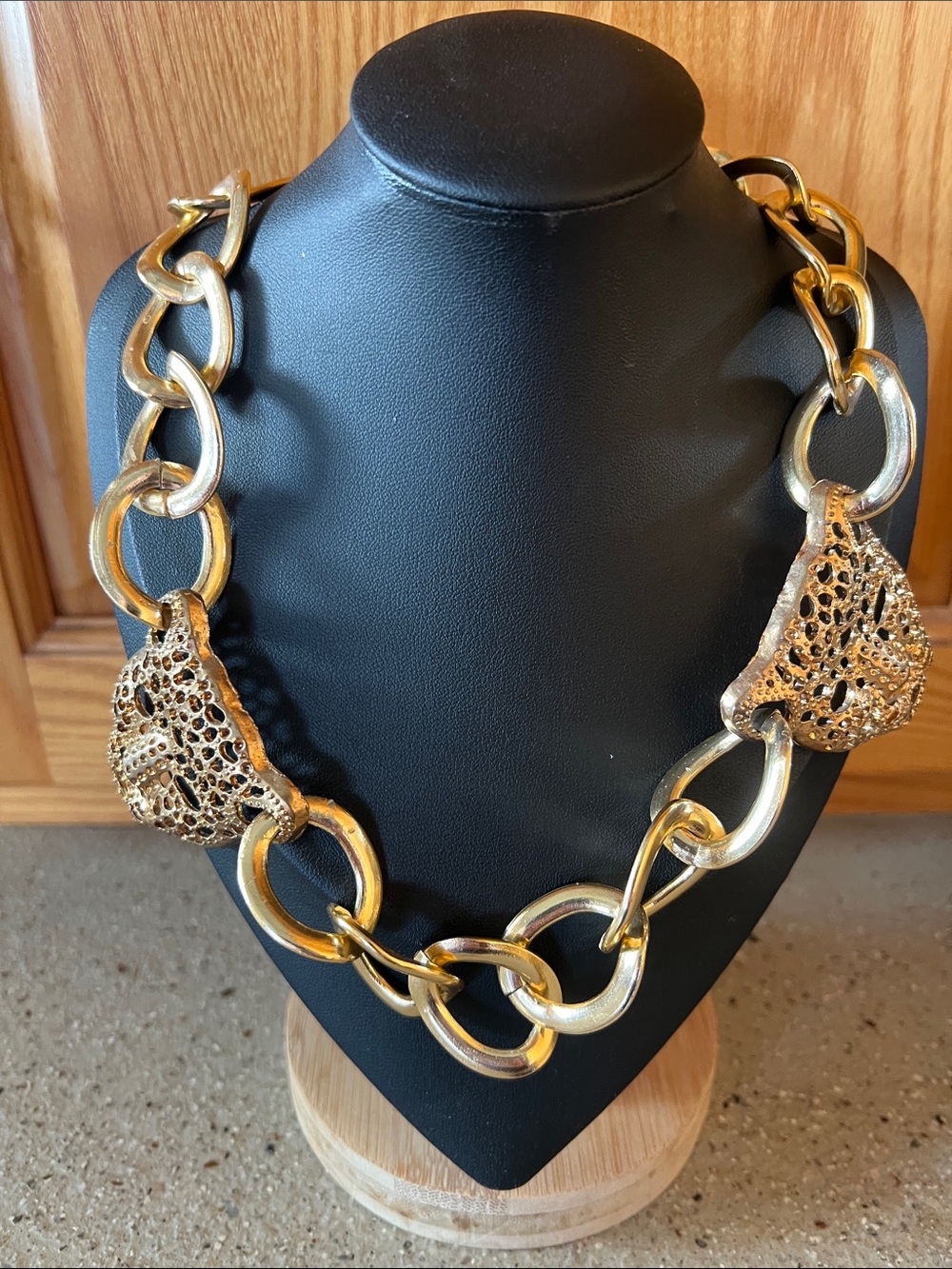 Gold Chunky Chain Necklace with Filigree Accents